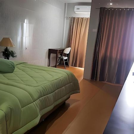 Nasional Hotel Gunungsitoli Ngoại thất bức ảnh