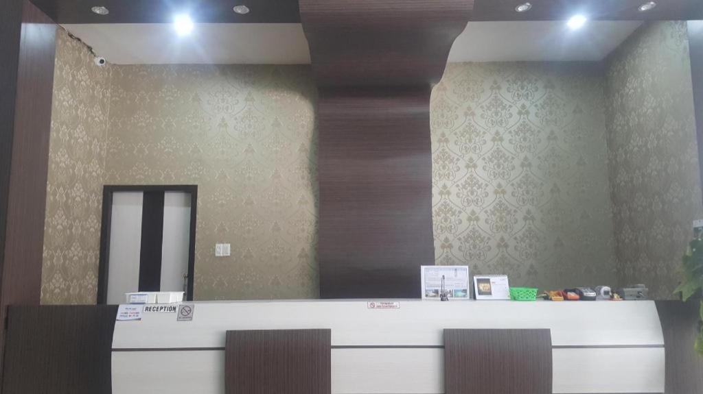 Nasional Hotel Gunungsitoli Ngoại thất bức ảnh