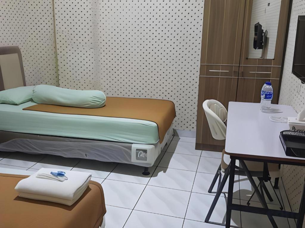 Nasional Hotel Gunungsitoli Ngoại thất bức ảnh
