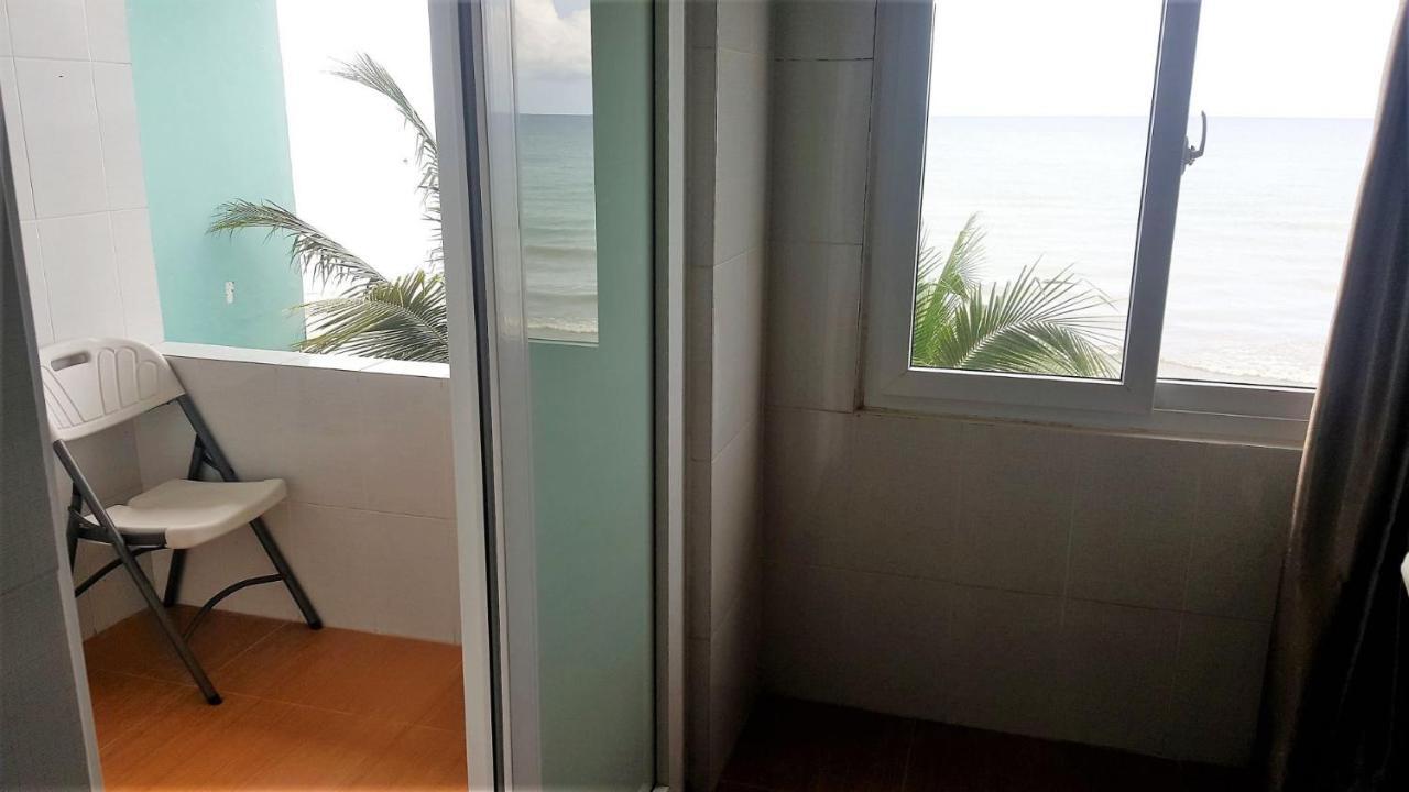 Nasional Hotel Gunungsitoli Ngoại thất bức ảnh